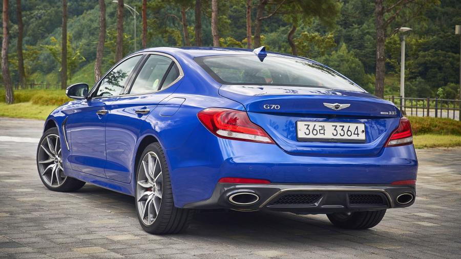  Genesis G70 3.3T 2017 года  (KR) (фото 4 из 86)
